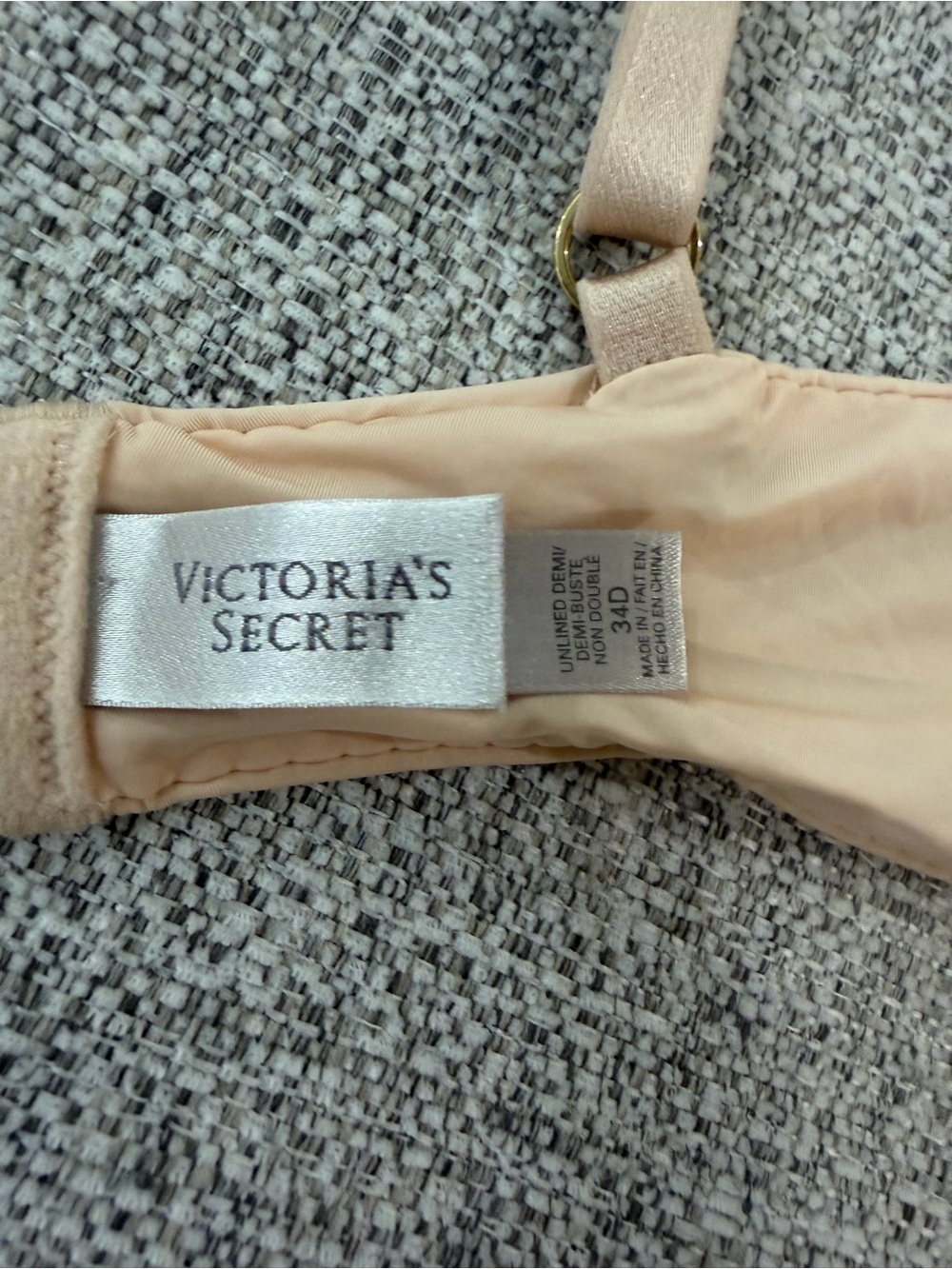 Victoria's Secret Coral and Beige Studded Lace Unlined Underwire Demi Bra - Picture 4 of 14